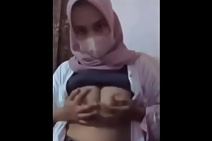 Female parent muda jilbab indo bispak surabaya