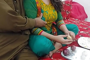 XXX Desi Helping My Stepmom In Cutting Vegetable Than Fucking Her Big Botheration , She is Cheating My Stepdaddy Clear Hindi Audio