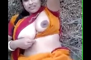 Desi bhabhi in outdoor sexual connection