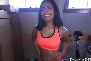 Sweet tiny latin chick monica asis slammed hard in the lead gym