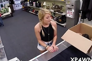 Some sex in shop is filmed