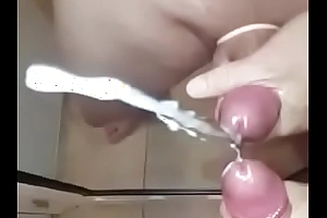 You've to watch this gorgeous thick cumshot