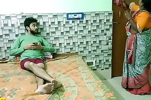 Indian legal age teenager boy fucking with hot beautiful maid Bhabhi! Uncut homemade sex