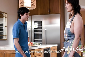 PAWG Stepmom Ass Screwed To Keep Will not hear of Secret - Siri Dahl